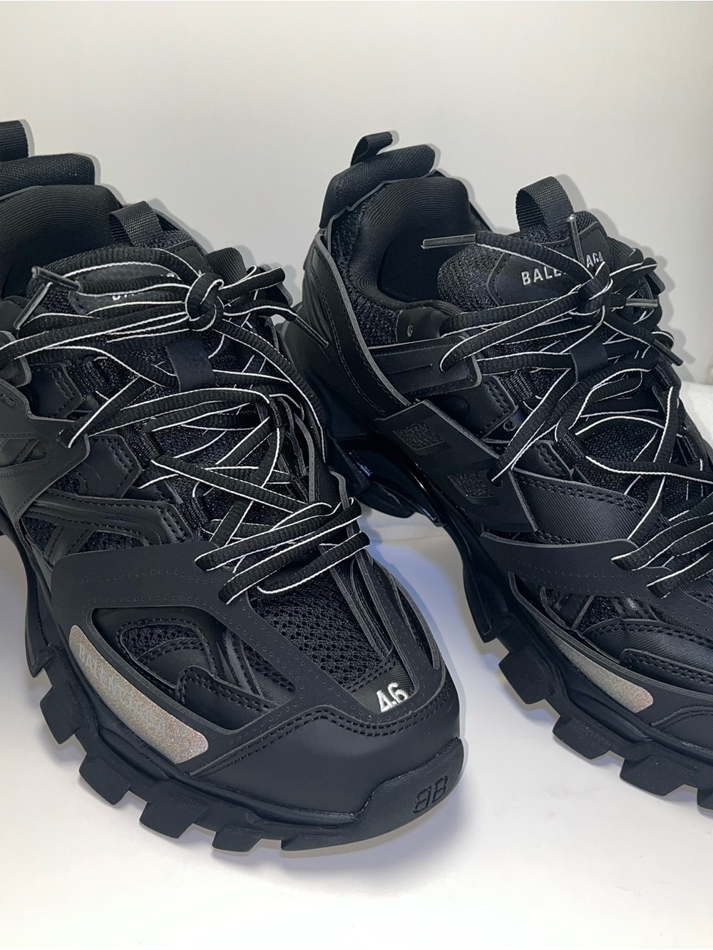 Balenciaga Black Chunky Track Runner Sneakers - Picture 3 of 10